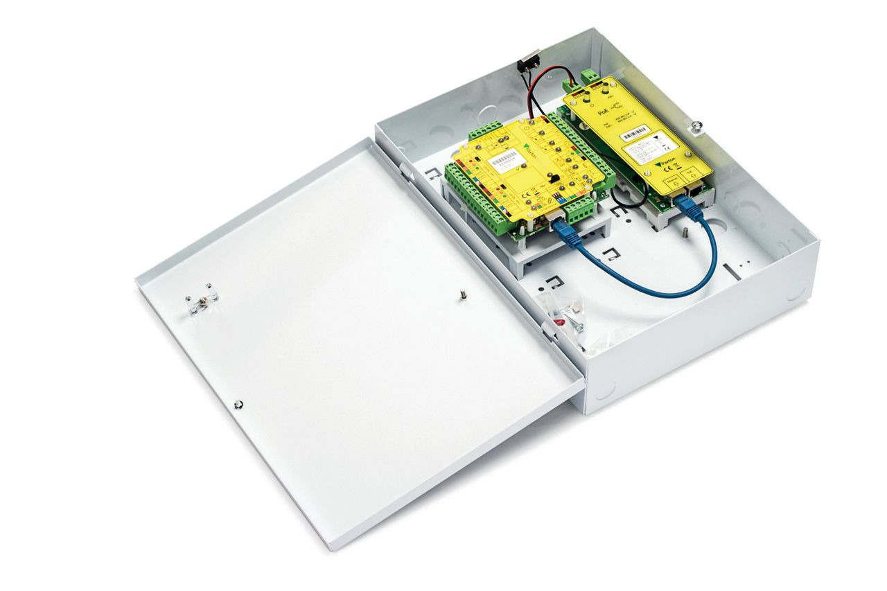 paxton net2 plus 1 door controller poe+ metal cabinet 682 721 paxton net2 plus 1 door controller poe+ metal cabinet 682 721